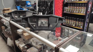 Polaris RZR obudowa plastik licznika 2635333-070